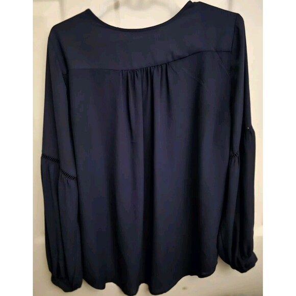Violet + Claire‎ Peasant Tie Front Pleated Semi Sheer Top Blouse Women’s L Navy - Picture 4 of 4